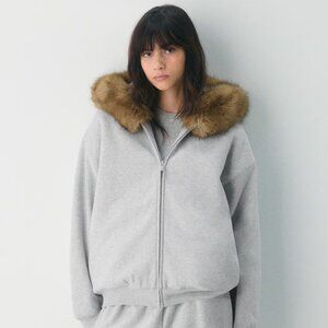 Aritzia Cozy Sweatfleece Mega Zip Grey Hoodie NWT